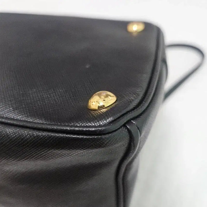 [SOLD OUT] [A급] Prada 사피아노 BN2274 블랙 금장 / 정품보증 / 65