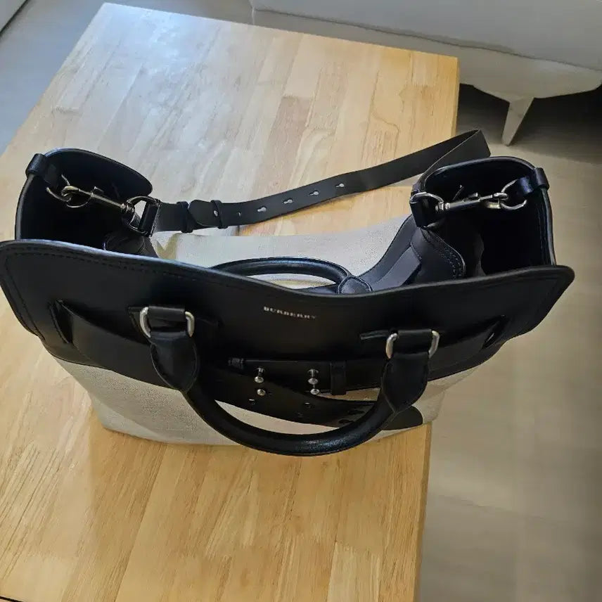 [BUNJANG] Burberry Banner Belt Bag / [정품]버버리 배너 벨트백 판매합니다.