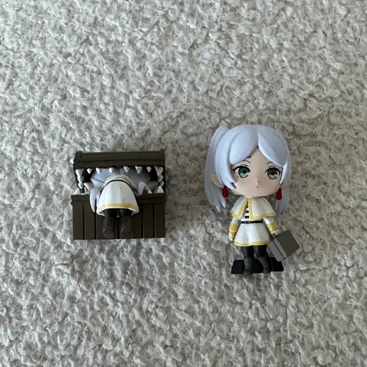 [BUNJANG] Frieren Capsule Figure Set / 프리렌 캡슐 가챠 피규어 2종 일괄