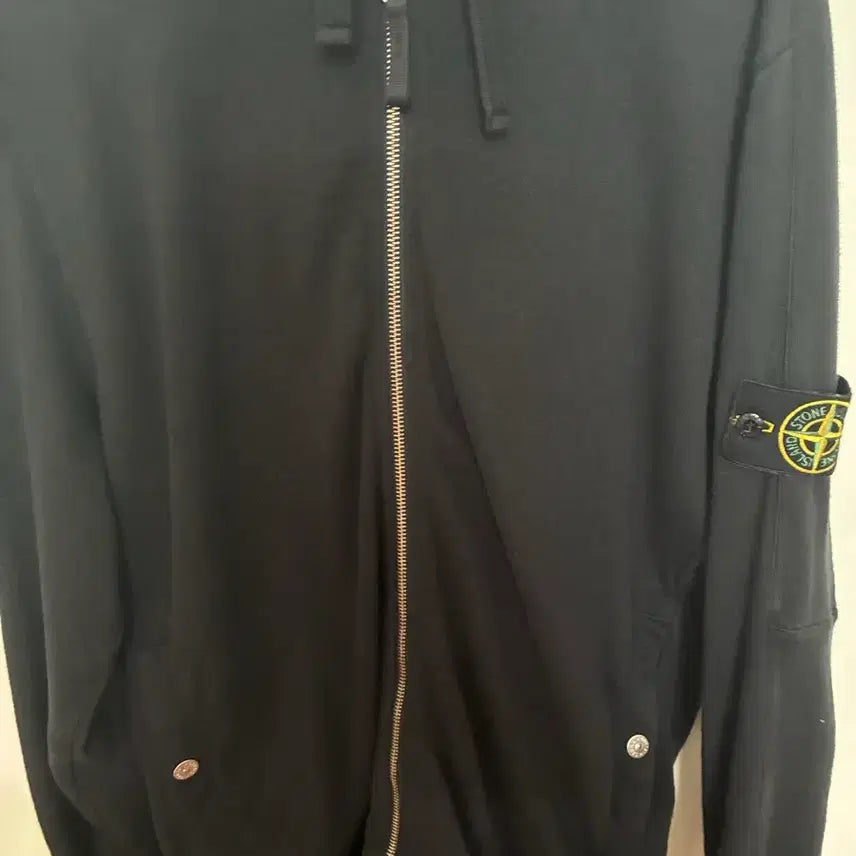 [SOLD OUT] 스톤아일랜드 후드집업