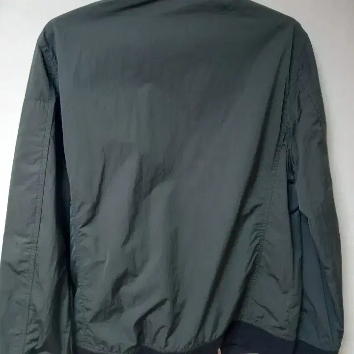 [SOLD OUT] 라코스테 얇은 항공점퍼 L  (재수정) !!