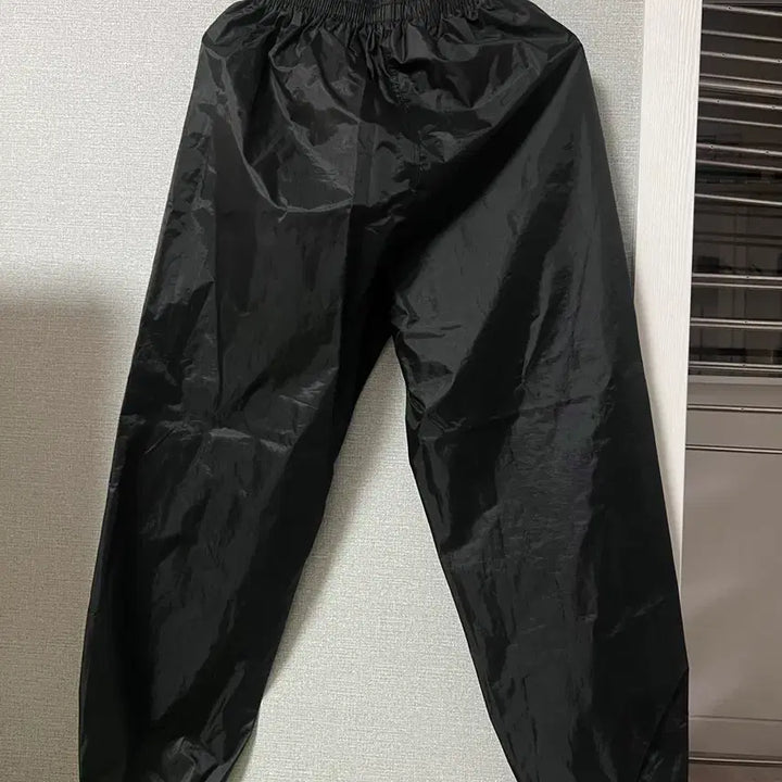 [BUNJANG] Black Windbreaker Jacket Set / 블랙 바람막이 점퍼 새상품 상/하의 세트