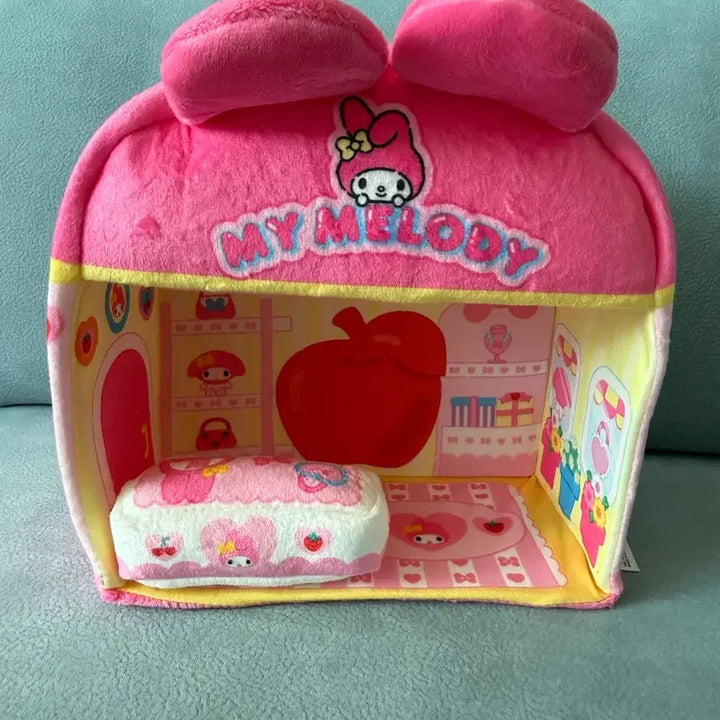 [BUNJANG] Sanrio My Melody Doll House with Sofa and Apple Accessories / 산리오 마이멜로디 인형 하우스