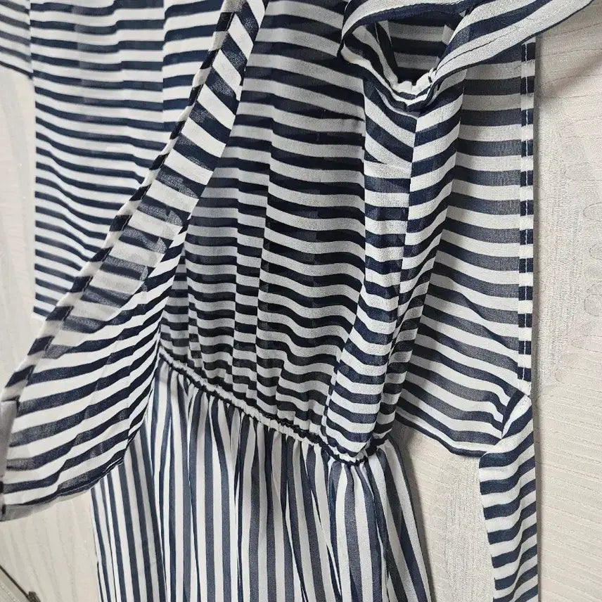 [BUNJANG] Tommy Hilfiger Striped Midi Dress / 타미힐피거 스트라이프 반팔 원피스