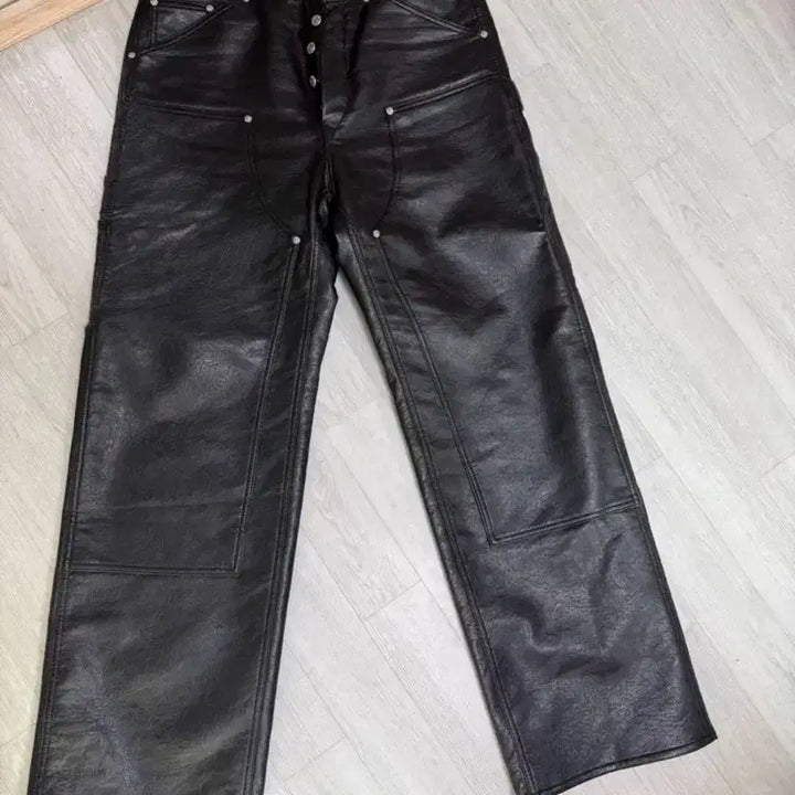 [BUNJANG] PARFROMWHAT Leather Work Pants (Size 3) / 파아카이브(파프롬왓) 레더 워크팬츠 (3)