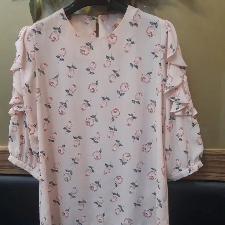 [BUNJANG] Compagna Flower Pattern Pink Frill Blouse / 꼼빠니아플라워 패턴 핑크 프릴 블라우스