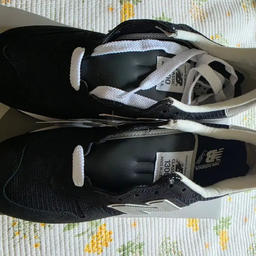[BUNJANG] New Balance U1300BK Black 265mm / 뉴발란스 u1300bk 검은색 블랙 265사이즈