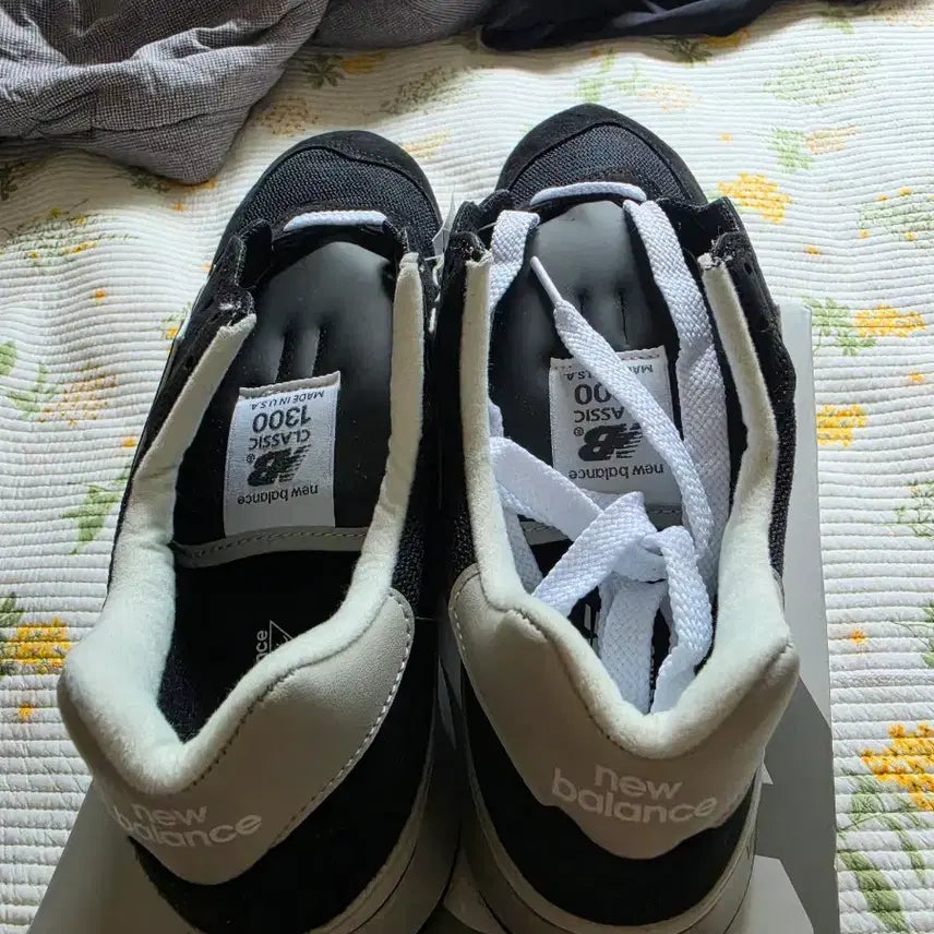 [BUNJANG] New Balance U1300BK Black 265mm / 뉴발란스 u1300bk 검은색 블랙 265사이즈