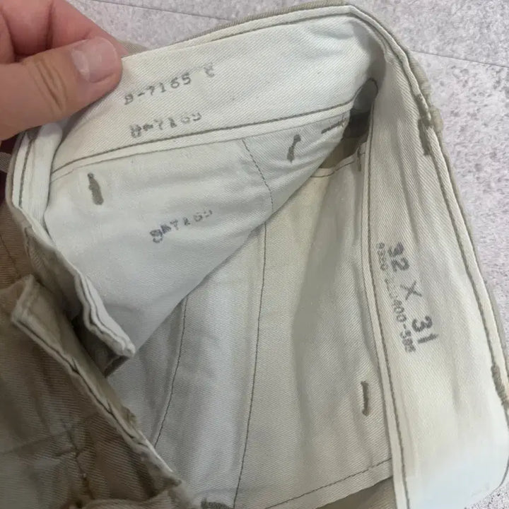 [BUNJANG] US Military Officer Chino Pants / (32*31, 30~32 추천) 40s 미군 오피서 치노 팬츠