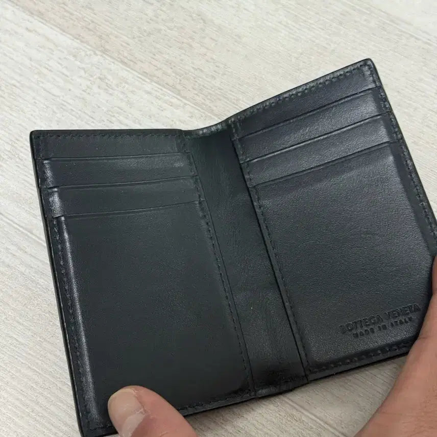 [BUNJANG] Bottega Veneta Flap Card Case Black / 보테가베네타 플랩 카드 케이스 블랙 S급 중고