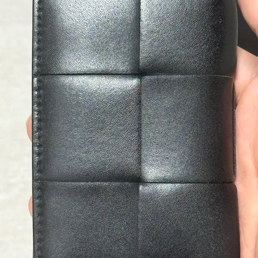 [BUNJANG] Bottega Veneta Flap Card Case Black / 보테가베네타 플랩 카드 케이스 블랙 S급 중고