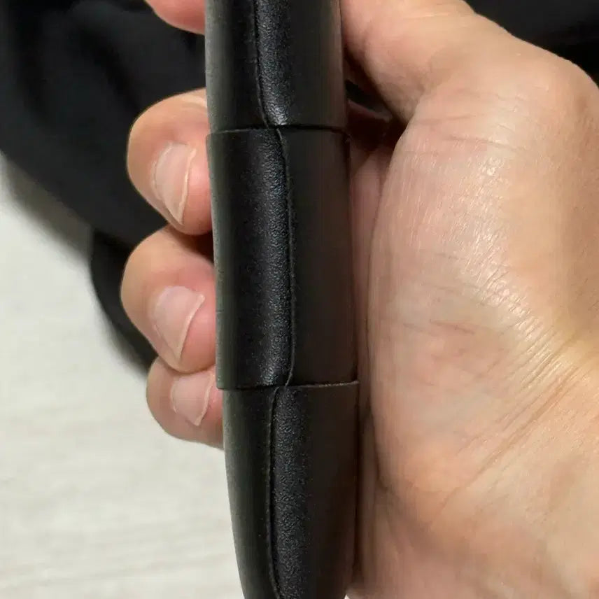 [BUNJANG] Bottega Veneta Flap Card Case Black / 보테가베네타 플랩 카드 케이스 블랙 S급 중고