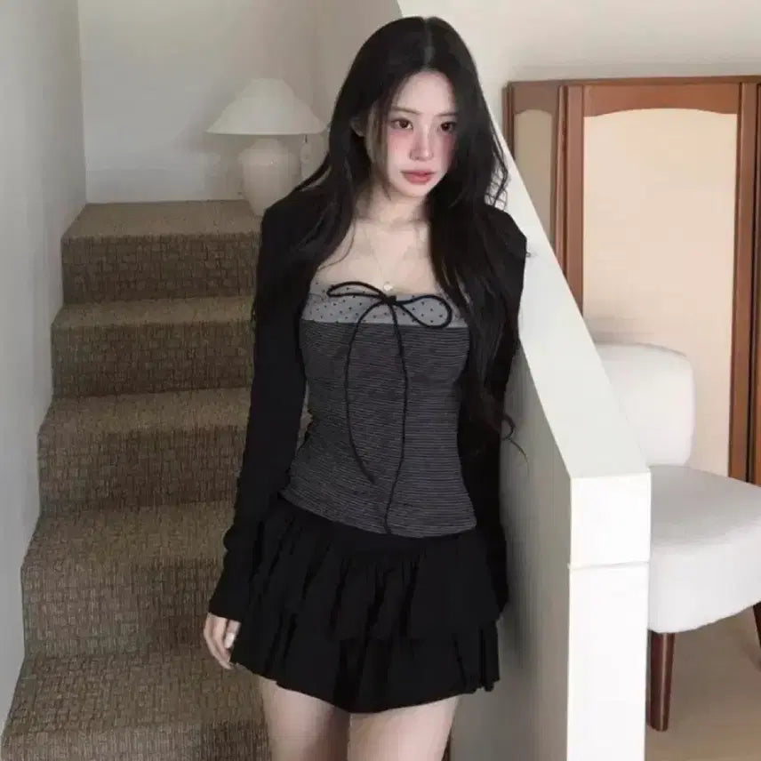 [BUNJANG] Cloud Emotion Dot Deep Square Glam Top Zigzag / 클라우드이모션 도트 딥 스퀘어 글램 탑 지그재그