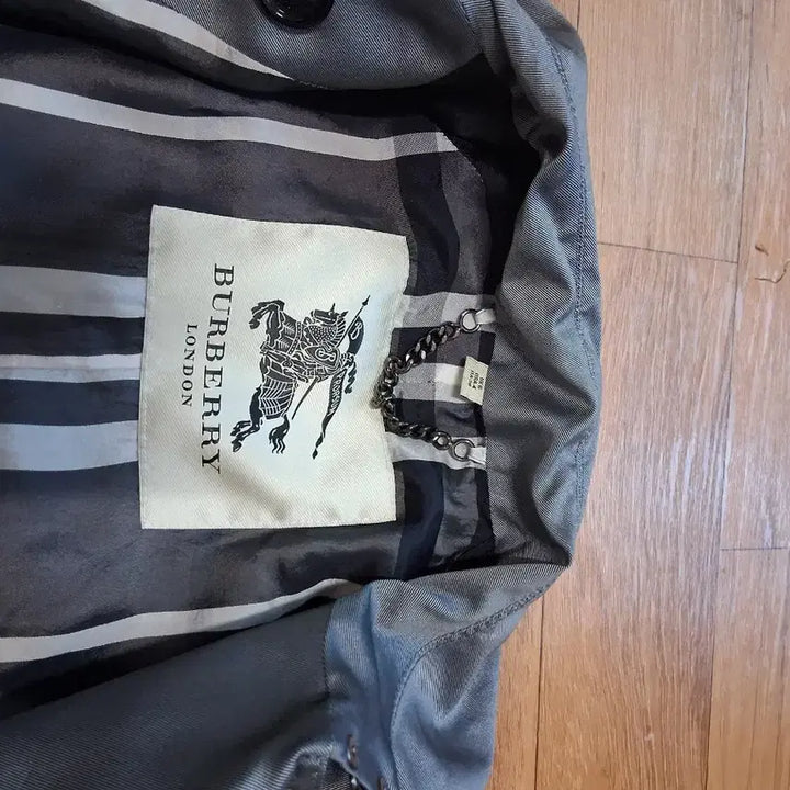 [SOLD OUT] 버버리