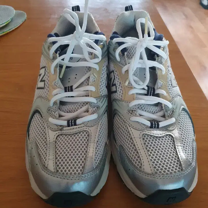 [SOLD OUT] 뉴발란스 530 실버 운동화 265