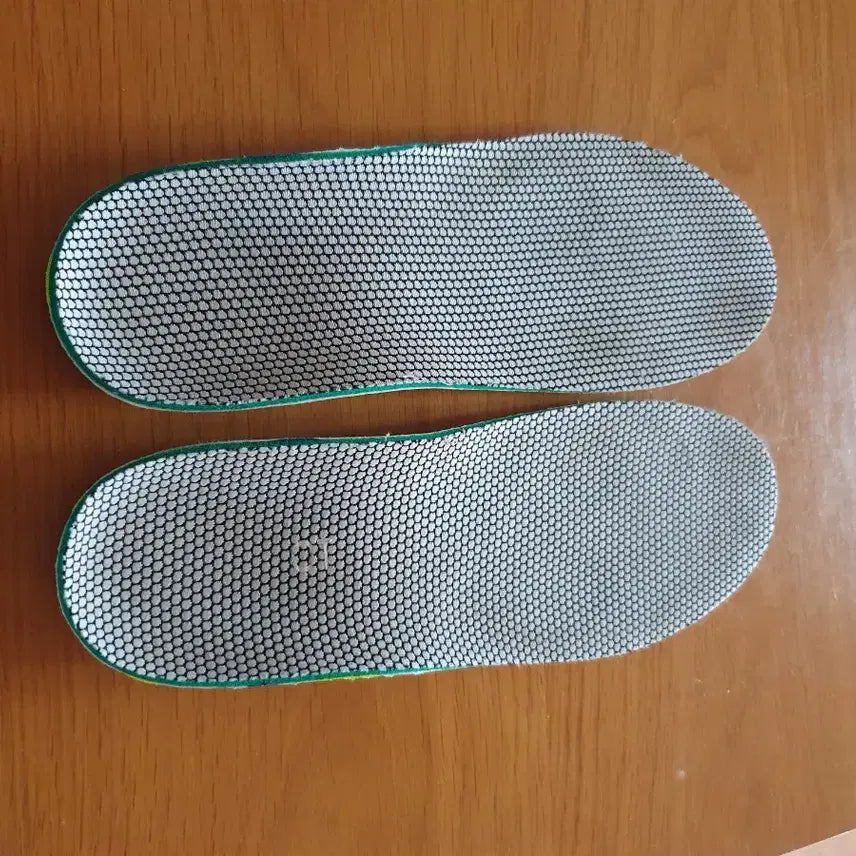 [SOLD OUT] 뉴발란스 530 실버 운동화 265