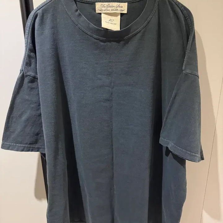 [BUNJANG] 25SS Remy Relief Belt T-Shirt XXL / 25ss 레미릴리프 벨트 티셔츠 xxl