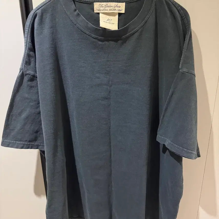 [BUNJANG] 25SS Remy Relief Belt T-Shirt XXL / 25ss 레미릴리프 벨트 티셔츠 xxl