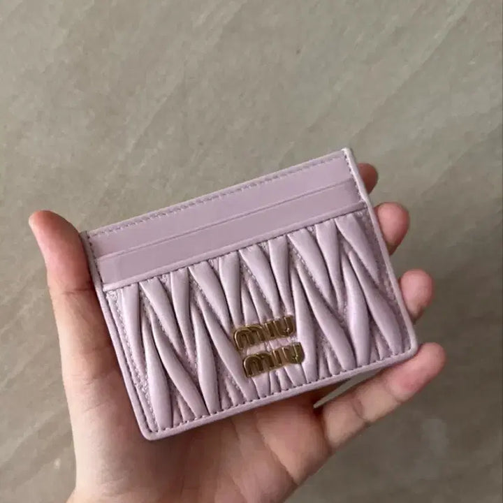 [BUNJANG] Miu Miu Matelassé Card Holder Pink / 미우미우 마테라쎄 카드지갑 핑크