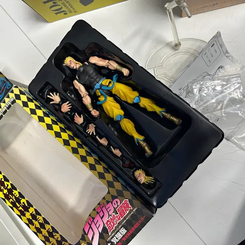 [BUNJANG] Super Action Statue Jojo Part 3 DIO / 초상가동 죠죠 3부 High 디오