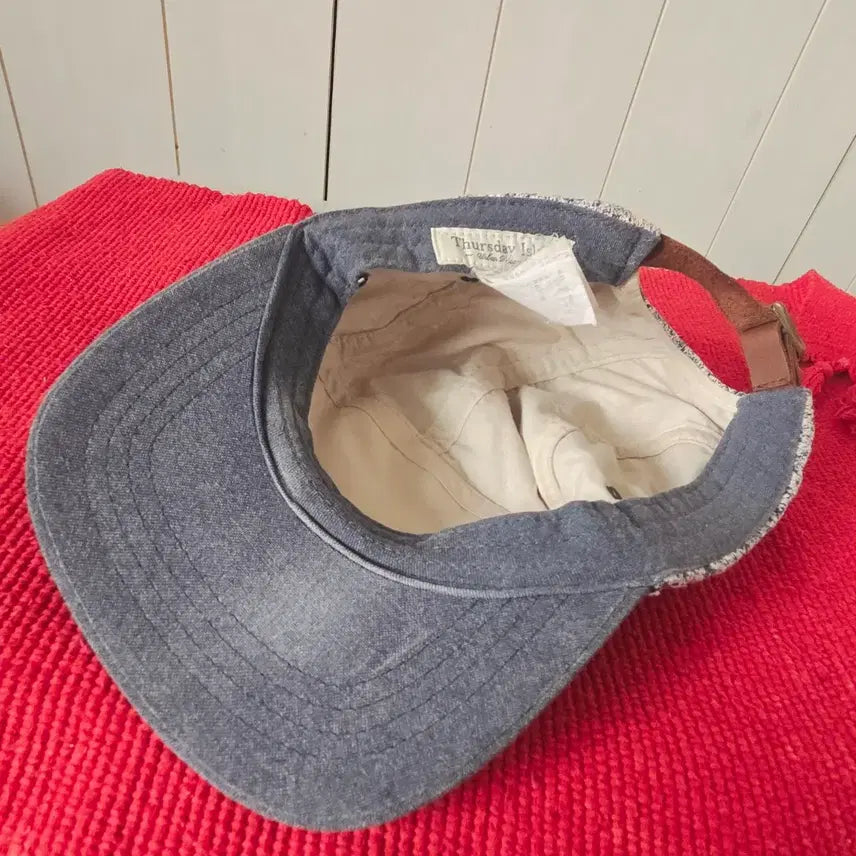 [BUNJANG] Thursday Island Vintage Pattern Cap / 써스데이아일랜드  빈티지  캡모자