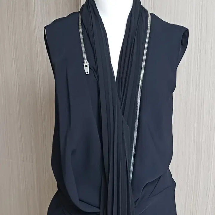 [BUNJANG] MojoSphin Pleated Detachable Scarf Point Dress / 모조에스핀플리츠 탈부착 스카프포인트원피스