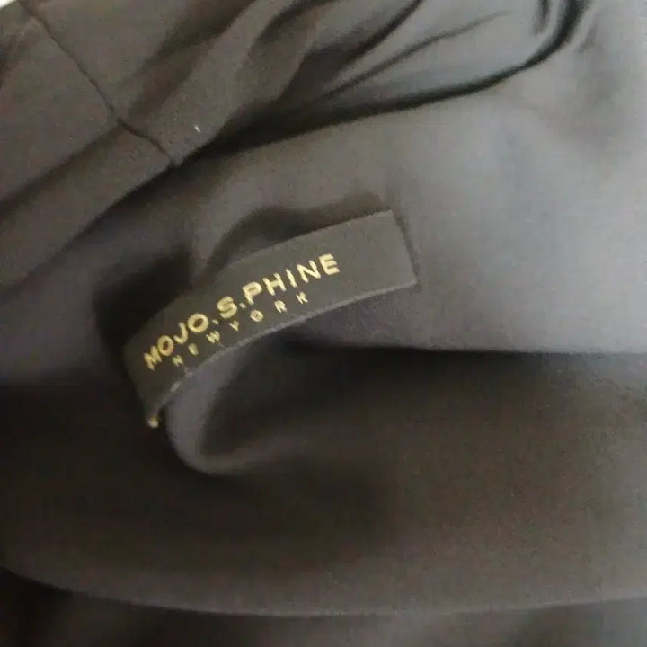 [BUNJANG] MojoSphin Pleated Detachable Scarf Point Dress / 모조에스핀플리츠 탈부착 스카프포인트원피스