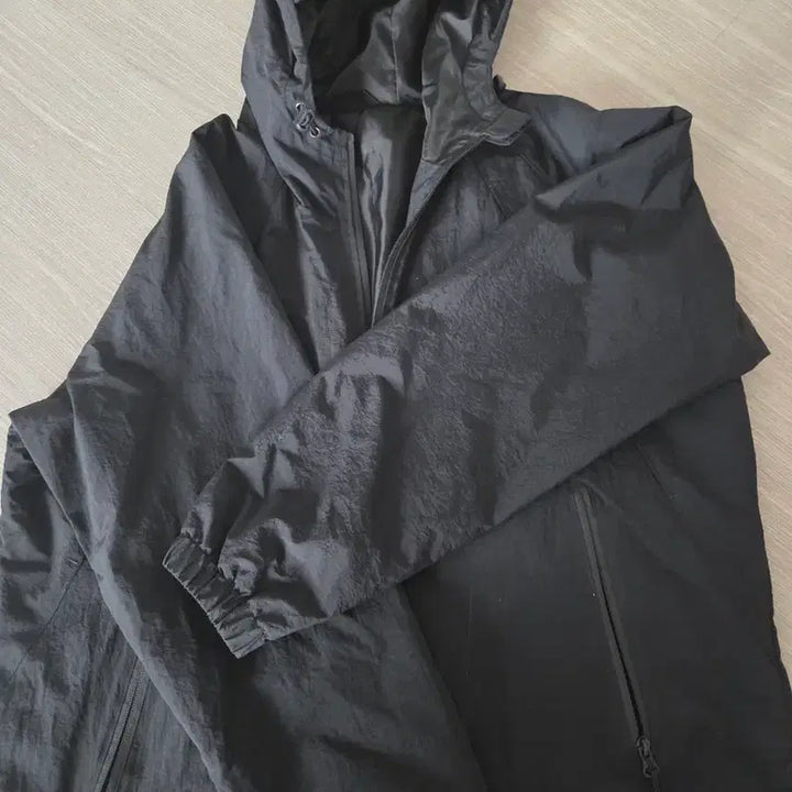 [BUNJANG] Trillion Windbreaker Black M Size / 트릴리온 바람막이 Black M사이즈