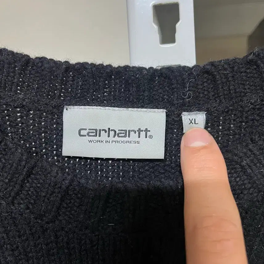[BUNJANG] Carhartt XL Black and White Sweater / (XL) 칼하트 스웨터