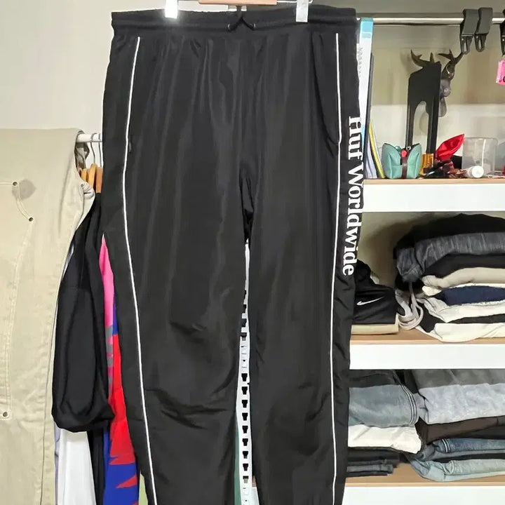 [BUNJANG] Huf Training Pants (XL) - Black / (XL) 허프 트레이닝 팬츠