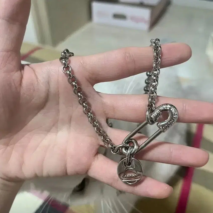 [BUNJANG] Vivienne Westwood Clip Necklace / 비비안 웨스트우드 클립 목걸이