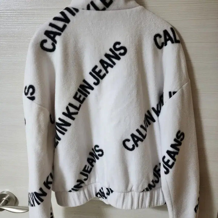 [BUNJANG] Calvin Klein High Neck Cropped Fleece Jacket / 캘빈클라인 하이넥 크롭 플리스 자켓