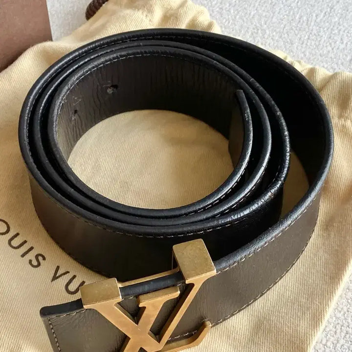 [BUNJANG] Louis Vuitton Utah Belt - Brown (Size 90) / 루이비통 유타 벨트 진브라운(90사이즈)