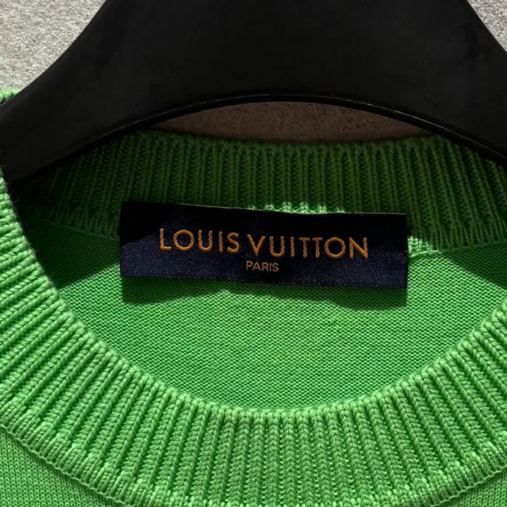 [BUNJANG] Louis Vuitton Signature Hook Knit Short Sleeve T-shirt / { XS } 루이비통 시그니처 후크 니트 반팔 티셔츠
