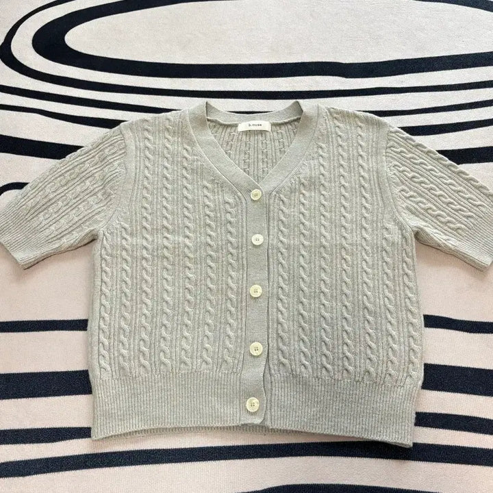 [SOLD OUT] b.muse 비뮤즈 케이블 니트 가디건