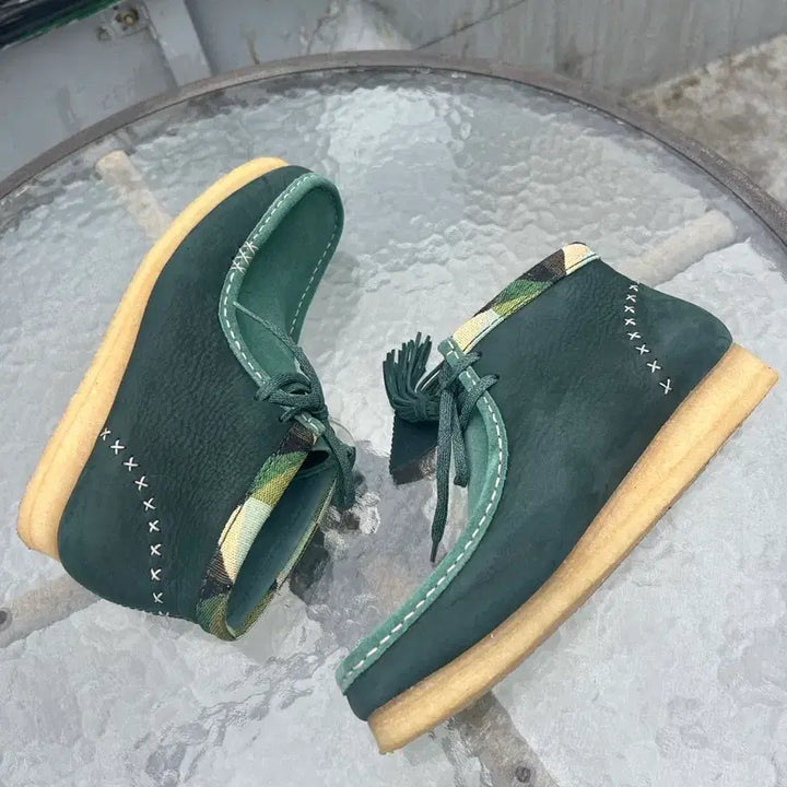 [BUNJANG] Clarks x END Wallabee Boots Green / 클락스 x 엔드 왈라비 부츠 275