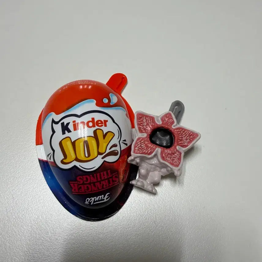 [BUNJANG] Kinder Joy Stranger Things Demogorgon Figure / 킨더조이 기묘한이야기 스띵 데모고르곤 피규어
