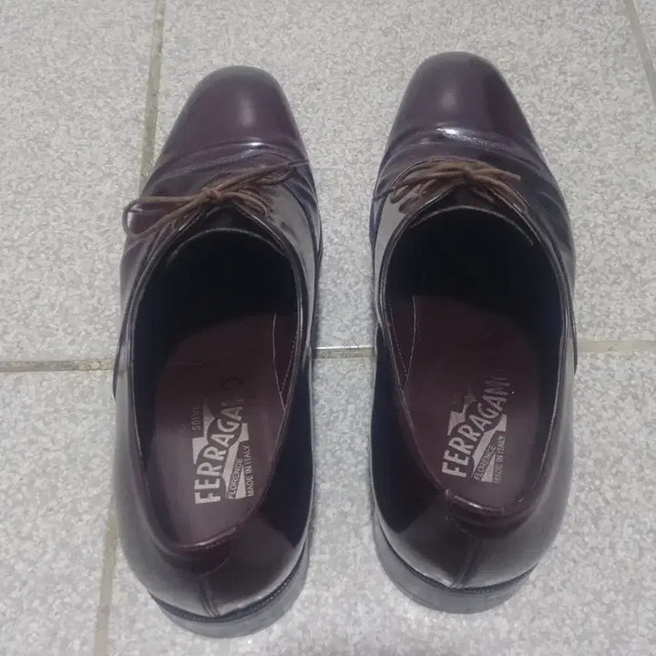 [BUNJANG] Ferragamo Wingtip Leather Shoes / 페레가모 윙팁 270미리