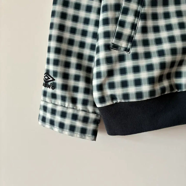 [SOLD OUT] 엄브로 바람막이