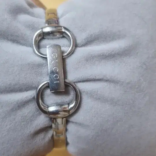 [BUNJANG] Gucci Mother of Pearl Diamond Ladies Watch / 구찌시계(자개.다이아)