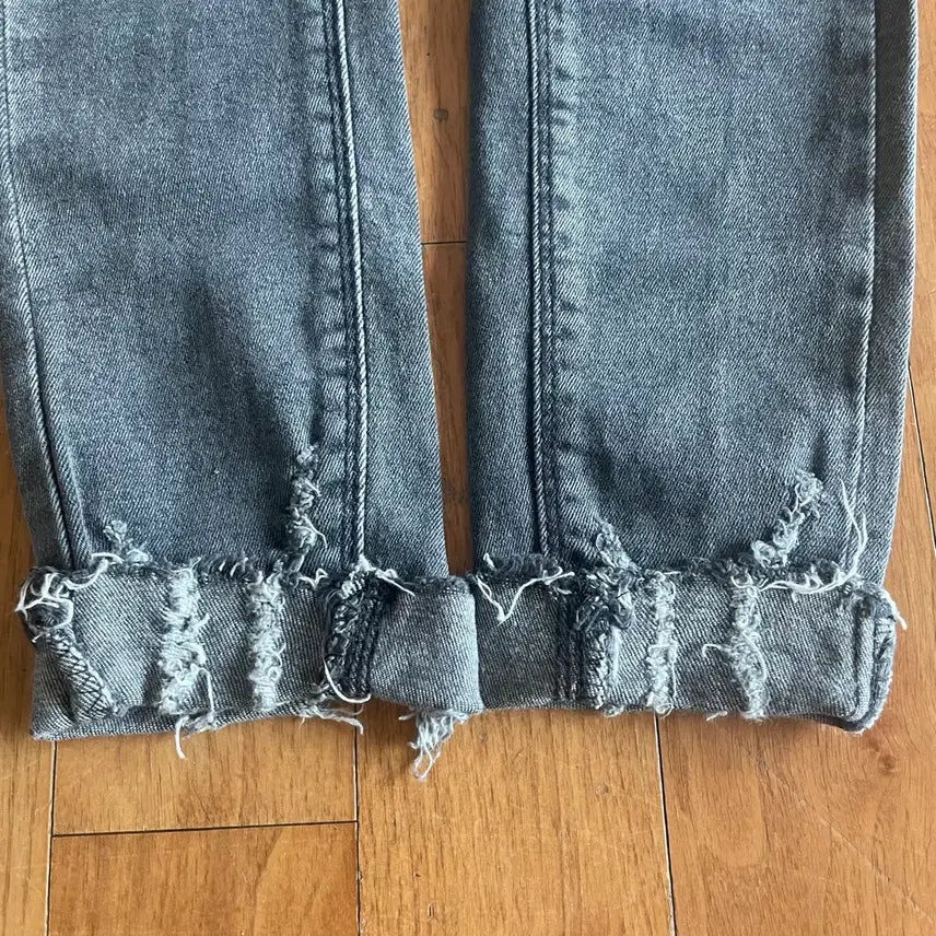 [BUNJANG] Darimi Jeans Damaged Washing Skinny Jeans / 다리미 진스 데미지 워싱 스키니진