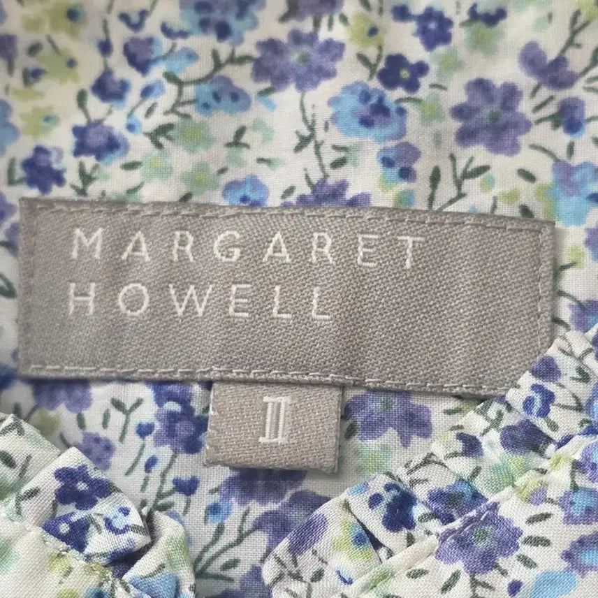 [SOLD OUT] 일본빈티지 마가렛호웰 잔꽃면블라우스