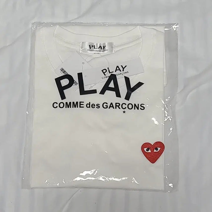 [BUNJANG] Comme des Garcons Play Red Heart T-shirt / (새제품) 꼼데가르송 PLAY 반팔 티셔츠  100~ 105