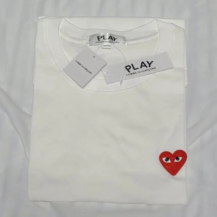 [BUNJANG] Comme des Garcons Play Red Heart T-shirt / (새제품) 꼼데가르송 PLAY 반팔 티셔츠  100~ 105