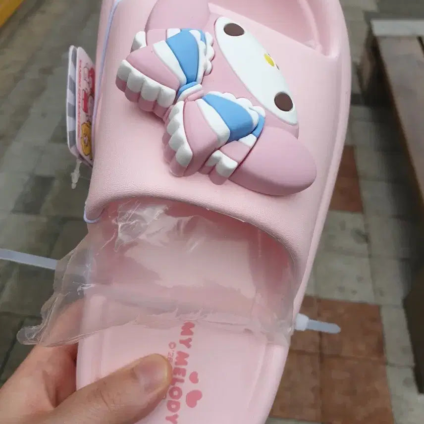 [SOLD OUT] 다이소보다싸다)230 마이멜로디 연핑크 슬리퍼 팝니다