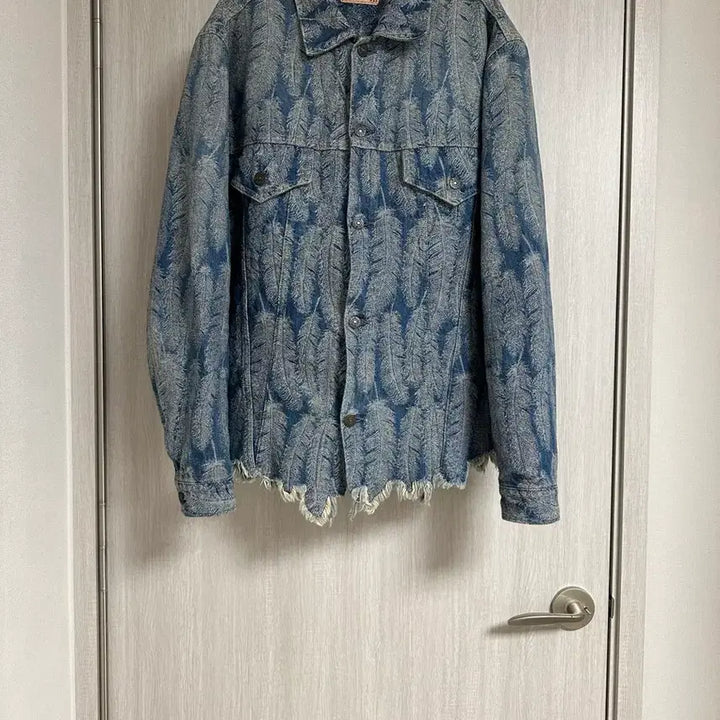 [SOLD OUT] 캐피탈 페더자켓