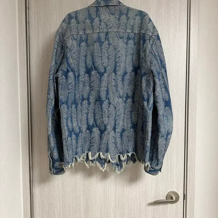 [SOLD OUT] 캐피탈 페더자켓