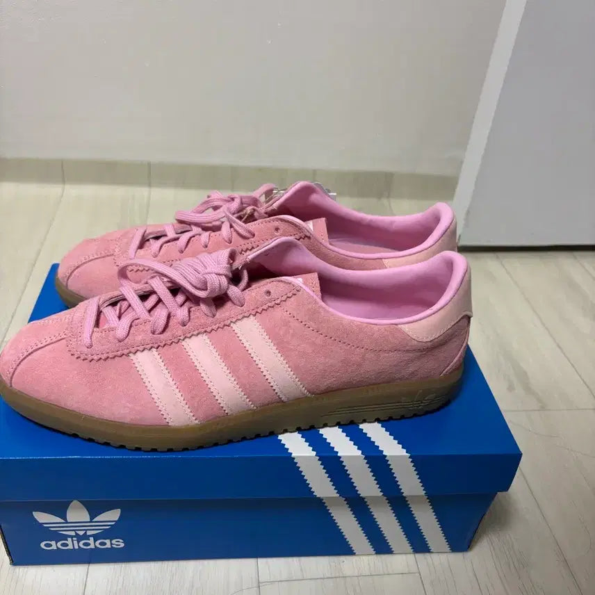 [BUNJANG] Adidas Pink Suede Sneakers (Size 265) / 아디다스 핑크 스웨이드 운동화265 (새상품)