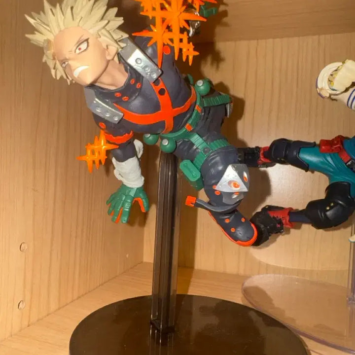[BUNJANG] My Hero Academia Bakugo Figure / 나히아 바쿠고 피규어
