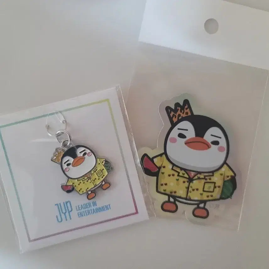 [SOLD OUT] 이준호 일본 JYP 공식굿즈 키링과 스티커